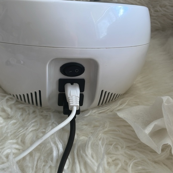 MLAY Radio Frequency Skin Tightening Machine - Picture 11 of 16